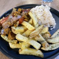 Vegan main dish with seitan  at Omphalos in Arequipa
