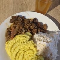  at Omphalos in Arequipa