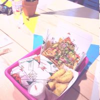 burger and nachos  at La Trocadero in Barcelona