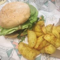 Burger and patatas at La Trocadero in Barcelona