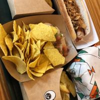 Perrito y burger at La Trocadero in Barcelona