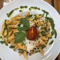 Macarrones con tomate y pesto  at Organi Chiado in Lisbon