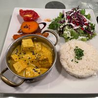 Tofu Thai 😋  at Organi Chiado in Lisbon