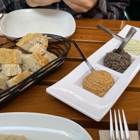 Starter patees  at Organi Chiado in Lisbon