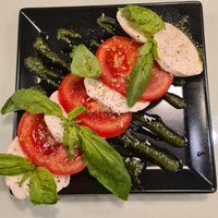 Caprese vegan at Organi Chiado in Lisbon