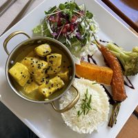 Thai tofu  at Organi Chiado in Lisbon