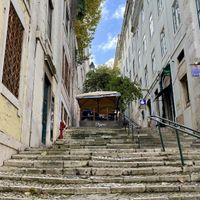 Outdoor dining on stairs  at Organi Chiado in Lisbon