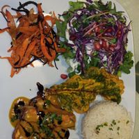 Tofu with mango sauce at Organi Chiado in Lisbon