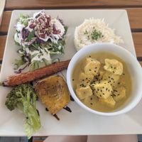 Tofu Thai  at Organi Chiado in Lisbon