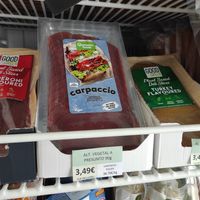 Carpaccio at EasyGreen Vegan Foodstore & Snack bar in Porto