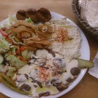 "Menu 2 Plate" (Falafel, Humus, DiziAbgush, ...) at Falafel Koy in Istanbul