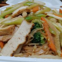 $11.99 Chow Fun: Really bad, poor flavor, would not recommend at Golden Bamboo in San Jose