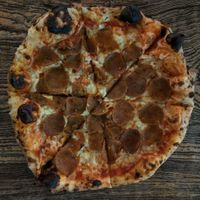 pepperoni pizza at Floralia in Honolulu