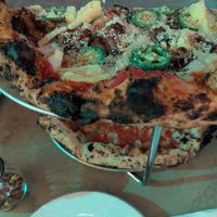 Half of a Paradiso on top rack (nobody waits for me to take pictures, LOL) and a Marinara on bottom rack at Floralia in Honolulu