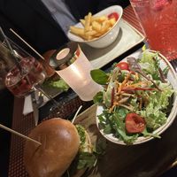 „Der Held“ als Menü mit einer Limonade  at Peter Pane - Goldbekplatz in Hamburg