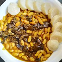 Okapi: mandioca, funghi and beans at Congolinaria - Alfonso Bovero in Sao Paulo