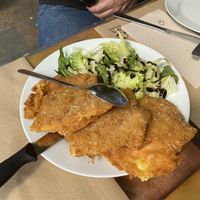 Cachopo de setas at El Manglar in Oviedo