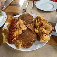 Cachopo 2022 de seitan y guacamole  at El Manglar in Oviedo
