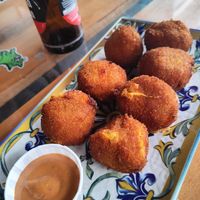  at El Manglar in Oviedo