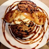  at El Manglar in Oviedo