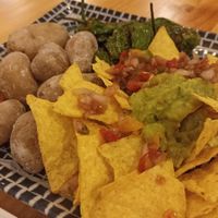  at El Manglar in Oviedo