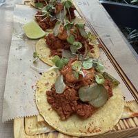 Tacos (un poco picantes 🌶️)  at El Manglar in Oviedo