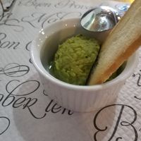 Paté de guisantes con albahaca at El Manglar in Oviedo