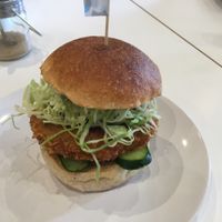 gluten burger at Fluunt KOFU in Kofu