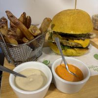 Hamburguesa   at Vida Vegan Bistro in Cusco
