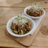 Free lentil salads at Vida Vegan Bistro in Cusco