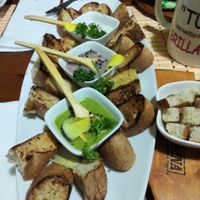 Garlic bread at Vida Vegan Bistro in Cusco