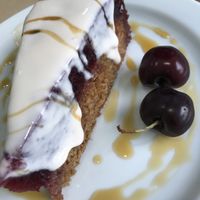 Bizcocho de cereza at Beganbai in Vitoria Gasteiz