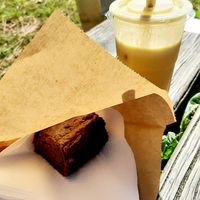 Chocolate Brownie & May Flower Juice at Le Mango Tree in Soorts-hossegor