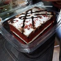 red velvet cake at The Taste of Life Vegan Deli in Tel Aviv
