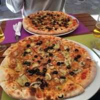 vegan pizza  at Sa Cova in Mallorca