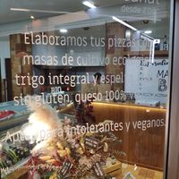 View inside at Pizzeria Altabix in Elche