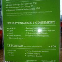 Voici les sauces. Voir les reperes vegeta*iens 😏 at Chez Victor - St Paul in Quebec