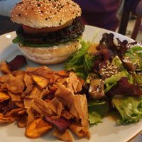 portobello burger at Bruta Flor in Lisbon