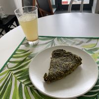 Vegan quiche and lemonade  at Ekvilibro in Sintra