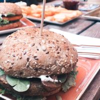 Falafel-erbsen-bratling with spinach, truffle cream and champignon at Peter Pane - Hoheluftchaussee in Hamburg