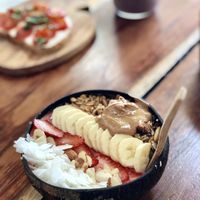 Pink bowl at Fresco Habito in Playa Del Carmen