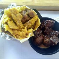 Gigante at Pot in Bogota