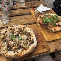 Pizza Agadir and pizza Allure  at Bancale 61 in Maastricht