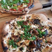 pizzas at Bancale 61 in Maastricht