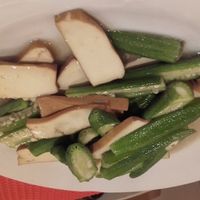 Dougan with okra at Healthy Lovers in Madrid