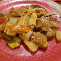 Chicken with curry at Healthy Lovers in Madrid