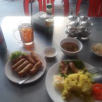 Springrolls and vegetarian chicken with rice at Kang Le Restaurant in Siem Reap