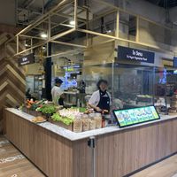 nuevo puesto de comida en el centro comercial. at Yo Vegan in Phuket