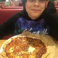 Vegetarian BBQ pizza for this dude at Mod Pizza in Gateshead
