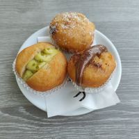 Degustazione frittelle vegane - spaziali at Pasticceria Da Angelo in Selvazzano Dentro